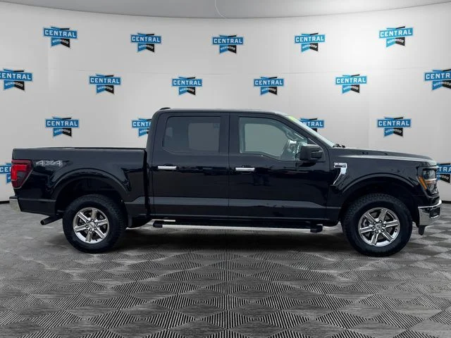 Used 2025 Black Ford XLT image 6