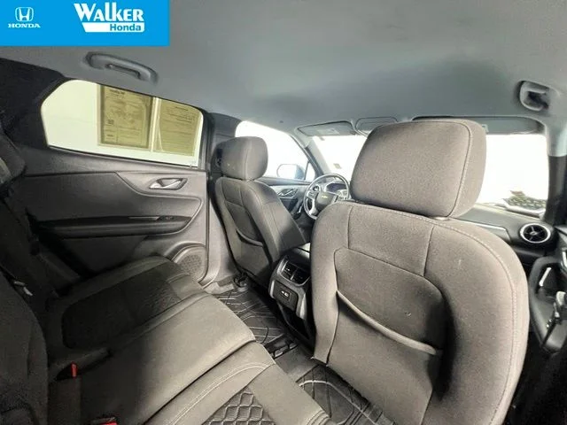 Used 2019 Graphite Metallic Chevrolet Base image 37