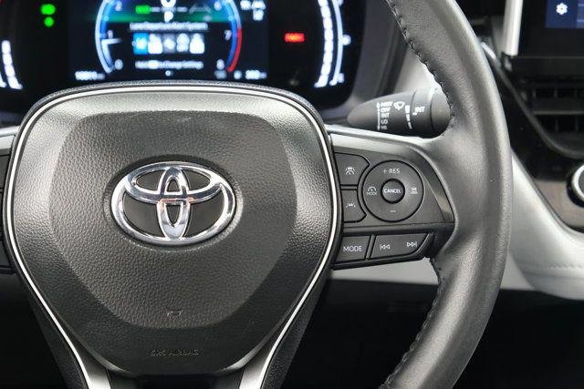 Certified Used 2025 CLASSIC SILVER METALLIC Toyota  image 14