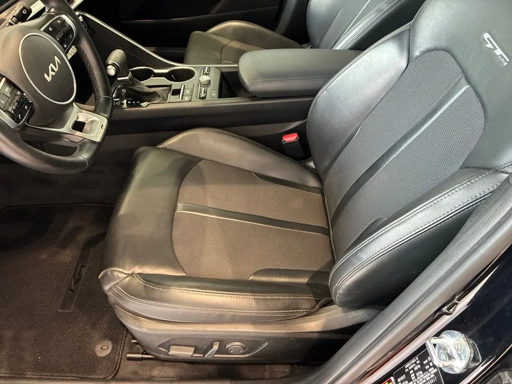 Used 2022 Black Kia GT-Line image 14