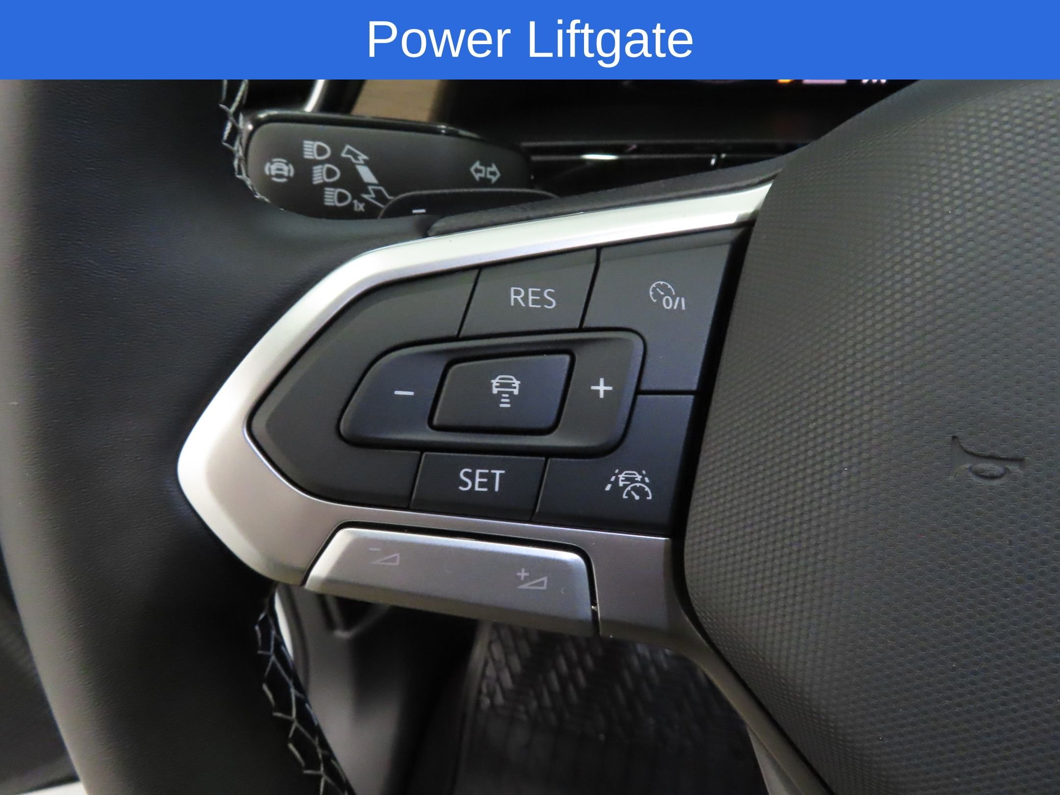 Used 2026 White Volkswagen 2.0T SE w/Technology image 10