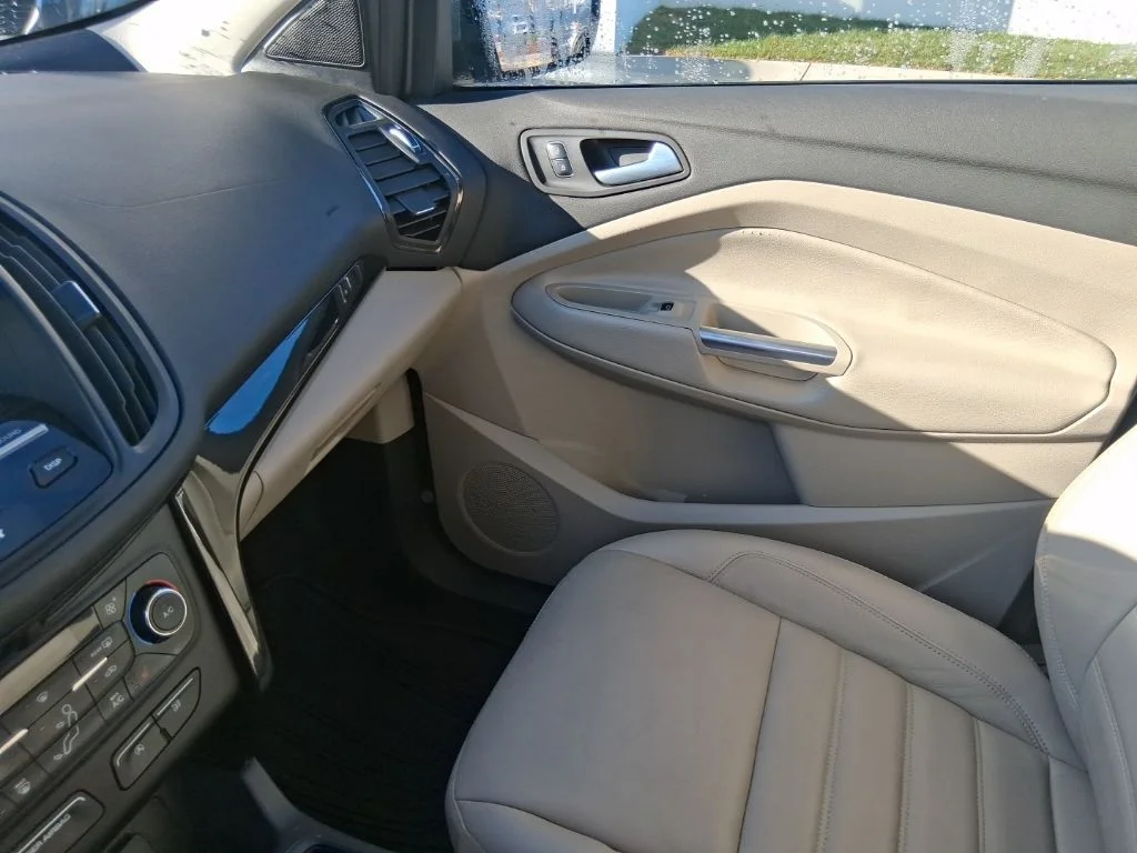 Used 2017 Silver Ford Titanium image 15