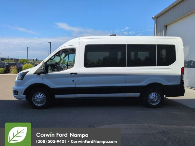 New 2026 Oxford White Ford XLT image 6