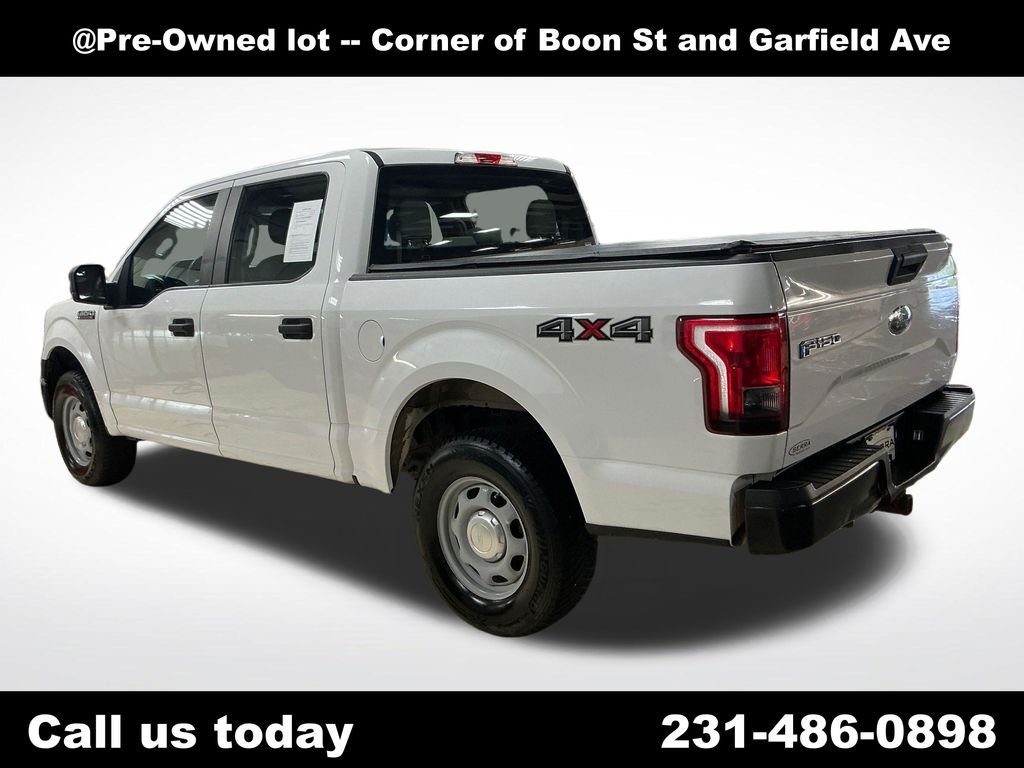Used 2017 White Ford XL image 5