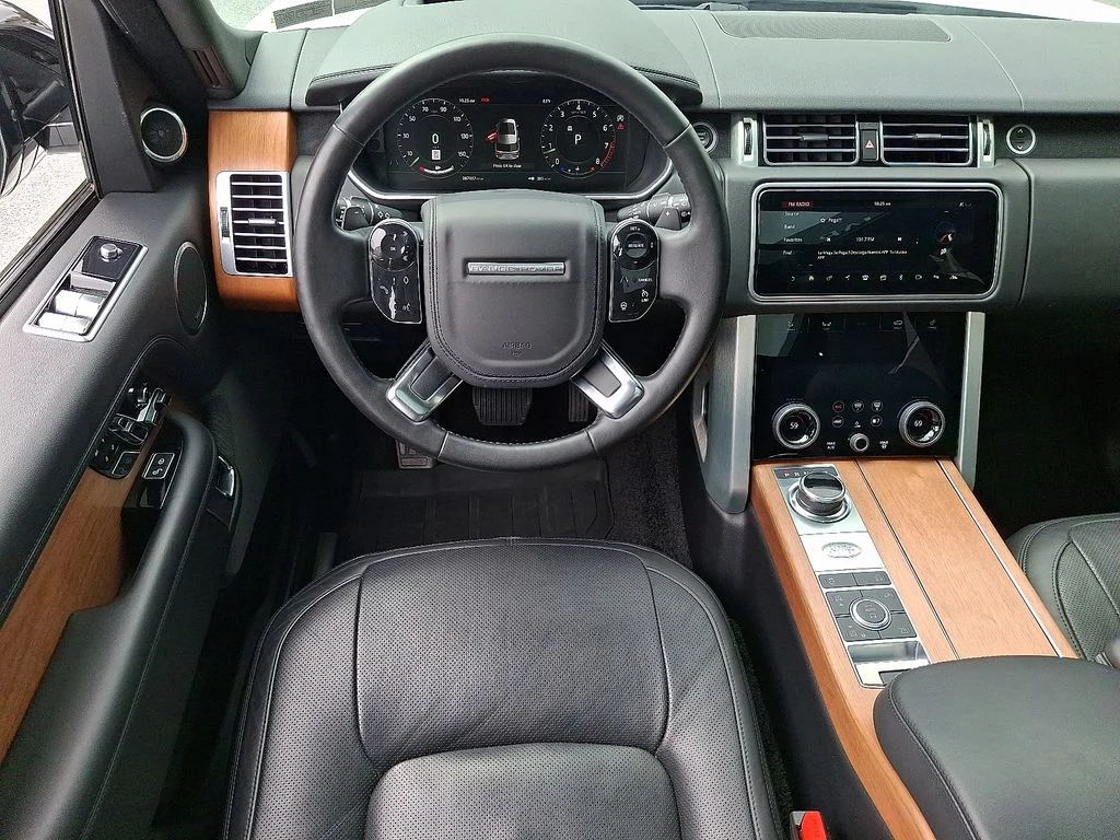 Used 2019 Fuji White Land Rover 3.0L V6 Supercharged HSE image 11