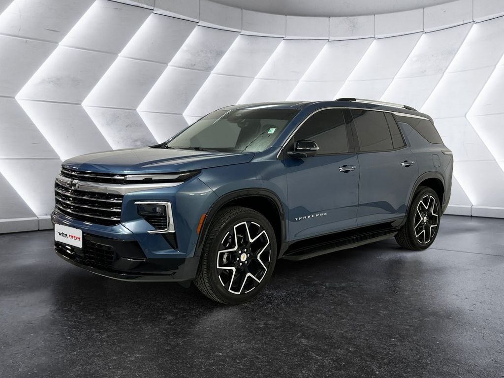 Used 2025 Blue Chevrolet High Country image 3