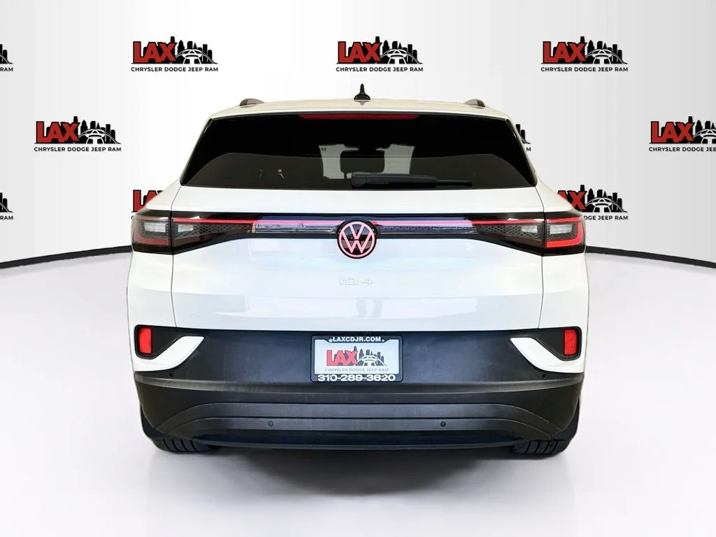 Used 2023 White Volkswagen Pro S image 6
