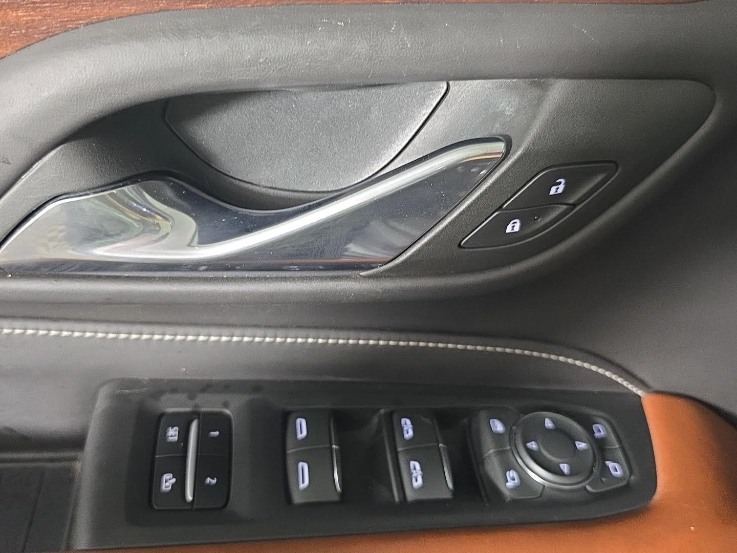 Used 2023 Titanium Rush Metallic GMC Denali Ultimate image 16
