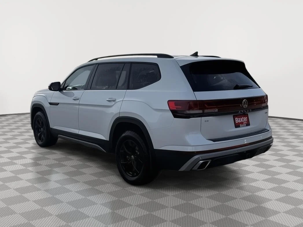New 2026 Opal White Pearl Volkswagen 2.0T Peak Edition image 5
