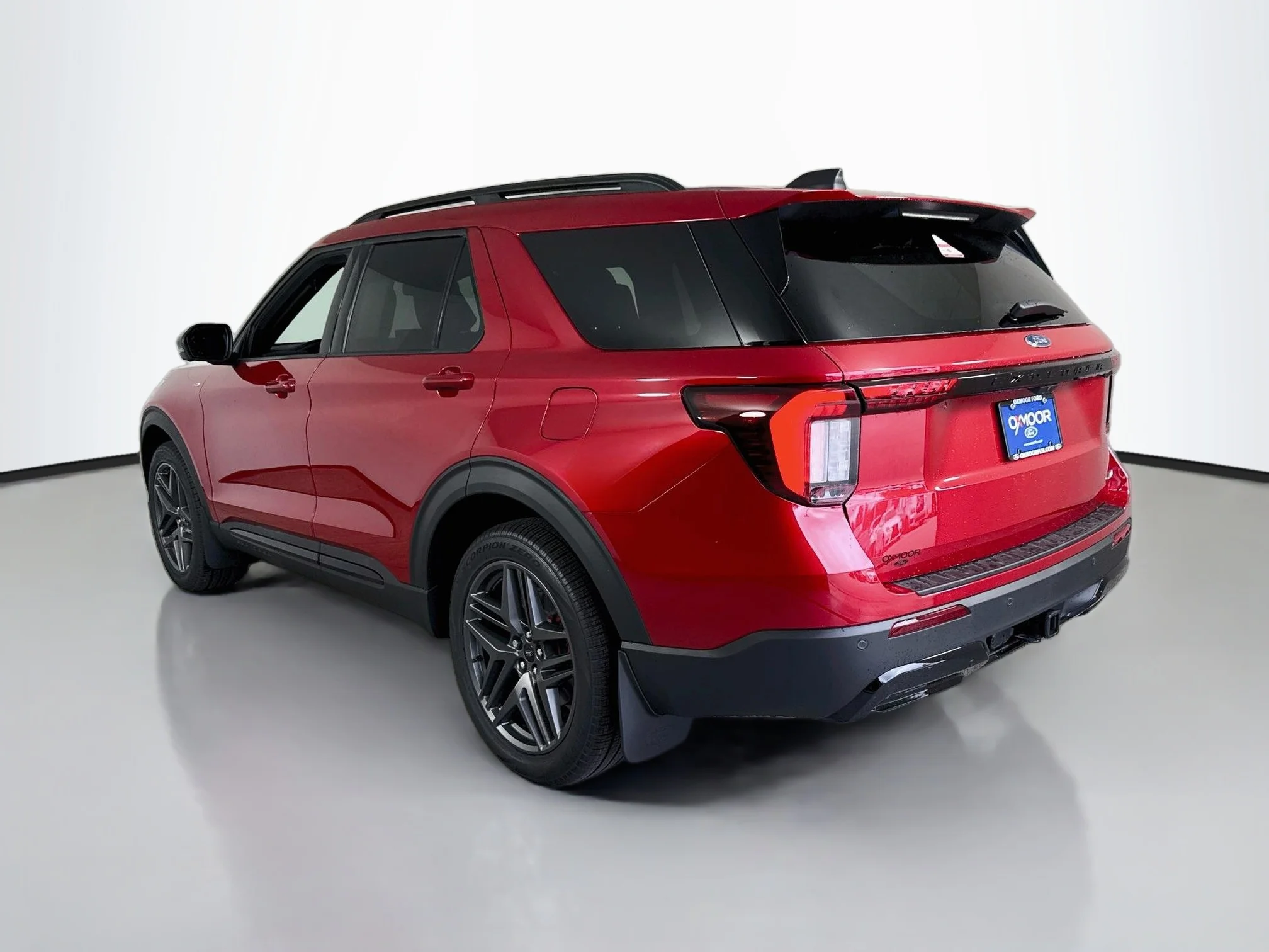 New 2026 Rapid Red Metallic Tinted Clearcoat Ford ST-Line image 5