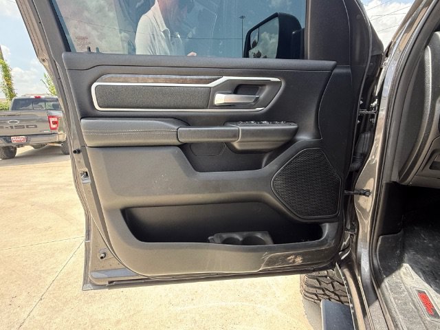 Used 2020 Granite Crystal Metallic Clearcoat Ram Lone Star image 21
