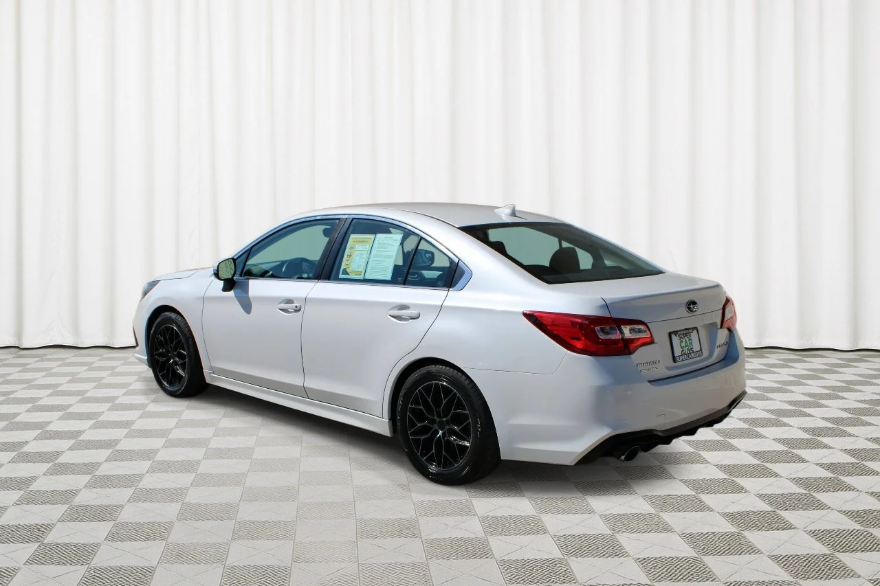 Used 2019 Crystal White Pearl Subaru Premium All-Wheel Drive image 7