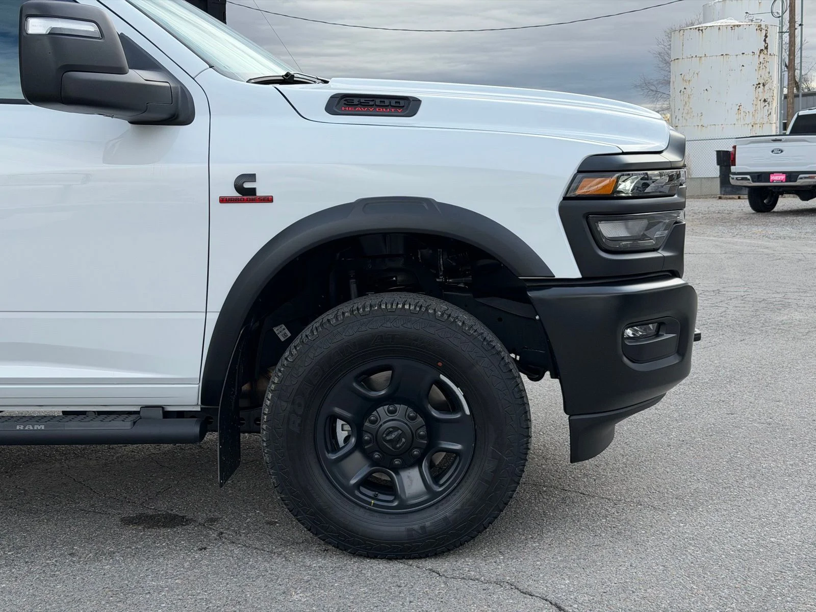 New 2026 Bright White Clearcoat RAM Tradesman image 4