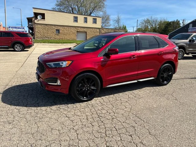 Used 2022 Red Metallic Ford ST Line image 1