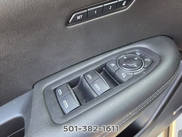 Used 2023 White Cadillac Luxury image 32