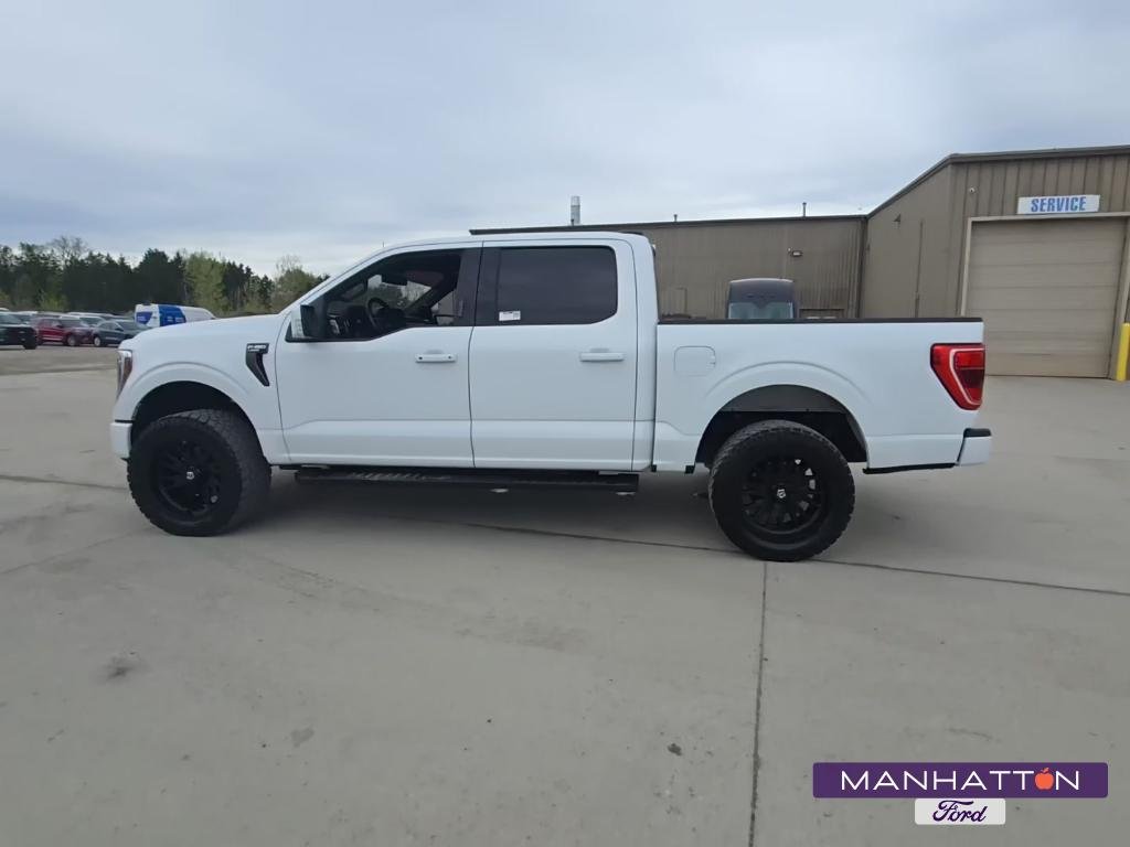 2023 Ford F-150 Lariat 4x4 SuperCrew 145 in's photo