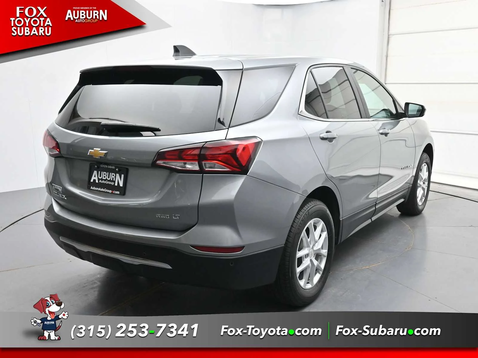 Used 2024 Sterling Gray Metallic Chevrolet LT image 17