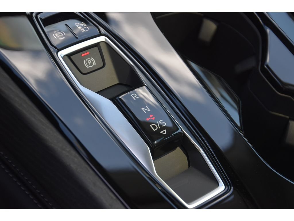 Used 2025 Mythos Black Metallic Audi Premium Plus image 37