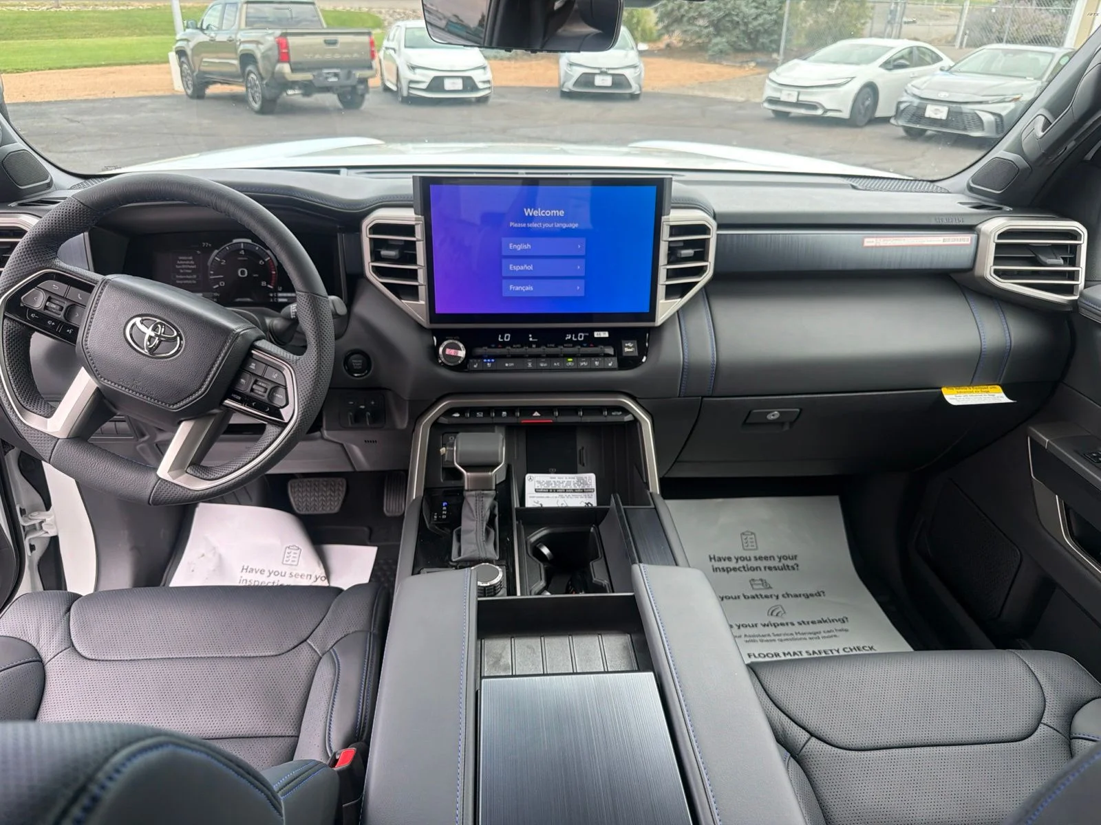 New 2026 Wind Chill Pearl Toyota Platinum image 27