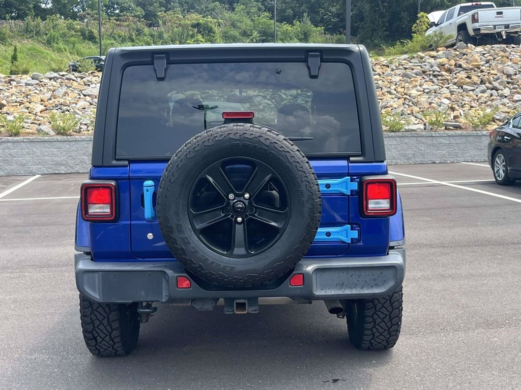 Used 2019 Blue Jeep Unlimited Sahara image 4