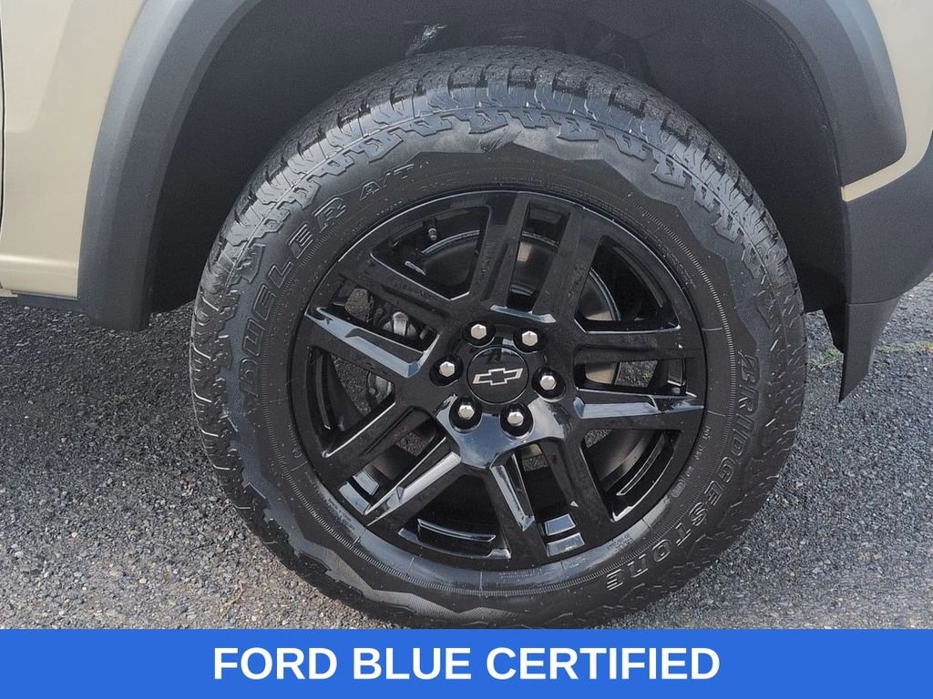 Used 2023 Sand Dune Metallic Chevrolet Trail Boss image 32