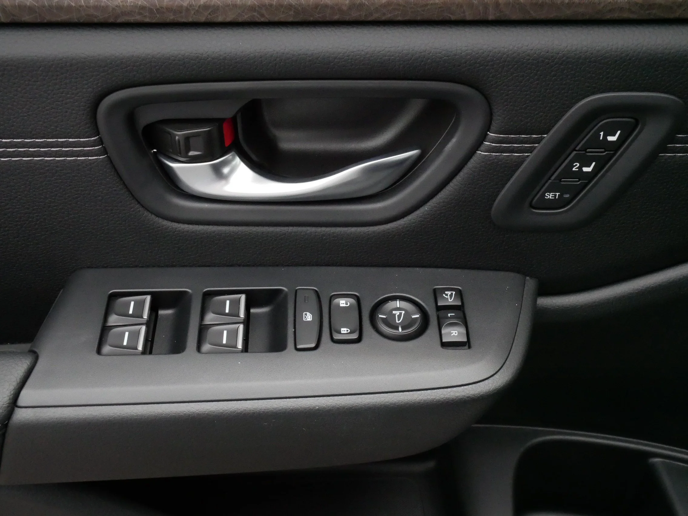 2026 Honda Pilot Elite - Photo 57