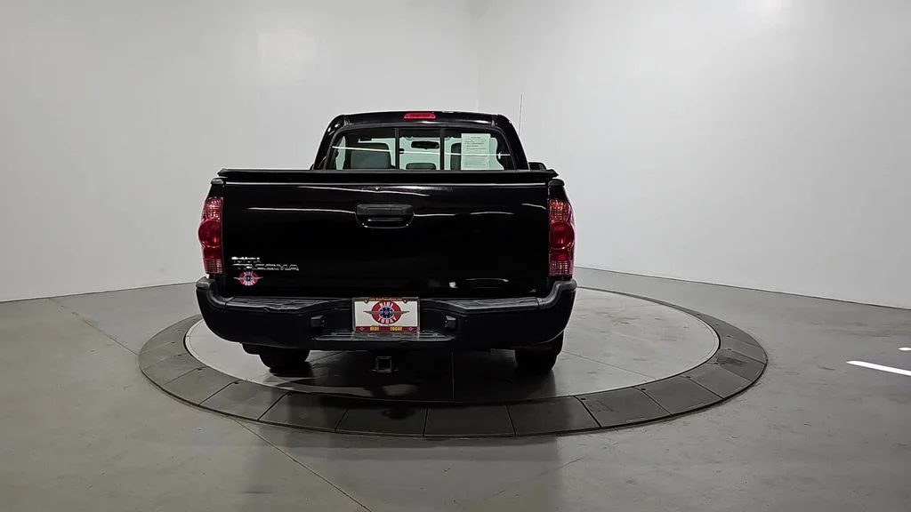 Used 2013 Black Toyota Base image 4