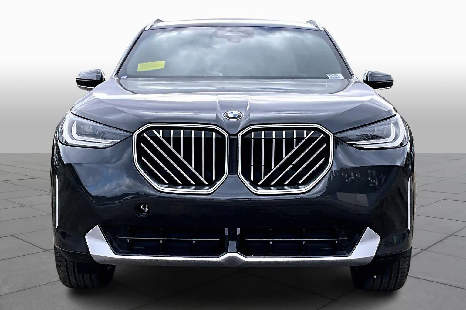 New 2026 Dark Graphite Metallic BMW 30 xDrive image 2