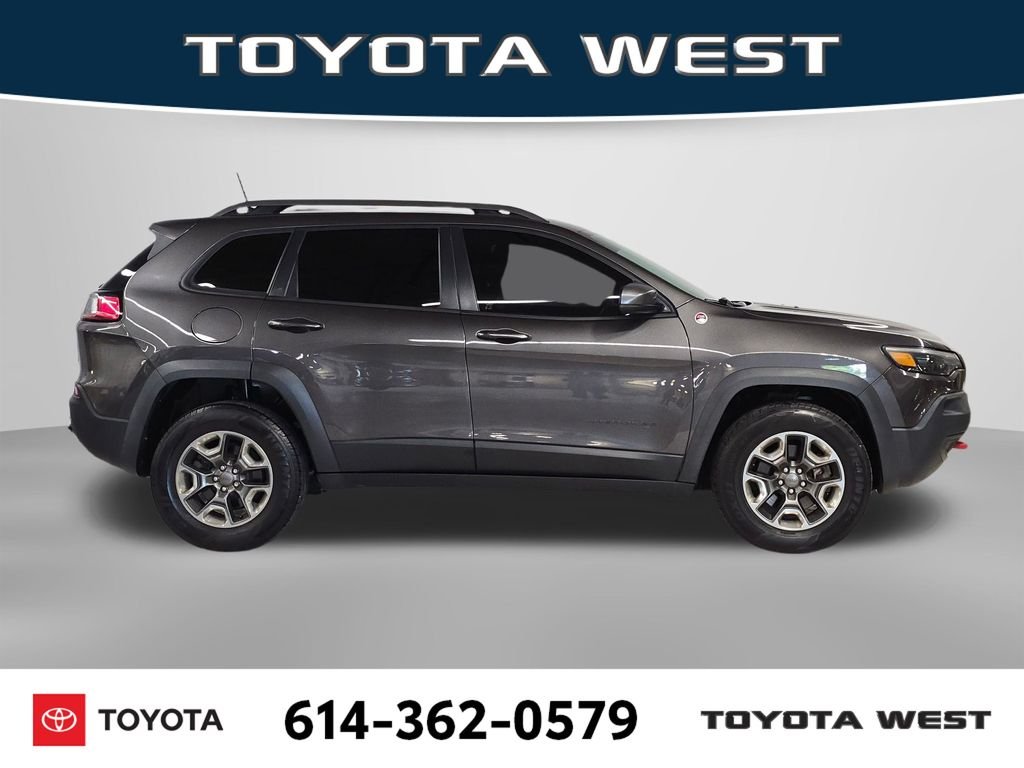 Used 2017 Brown Jeep Limited image 4