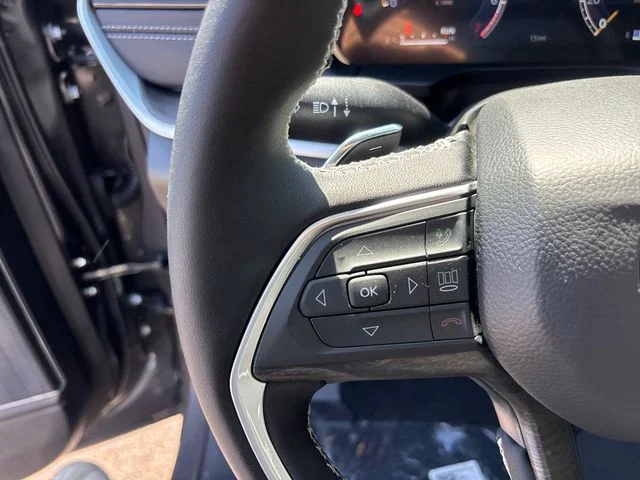 New 2026 Baltic Gray Metallic Clearcoat Jeep Limited image 20