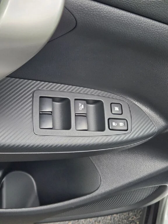 New 2026 Gray Mitsubishi ES image 19