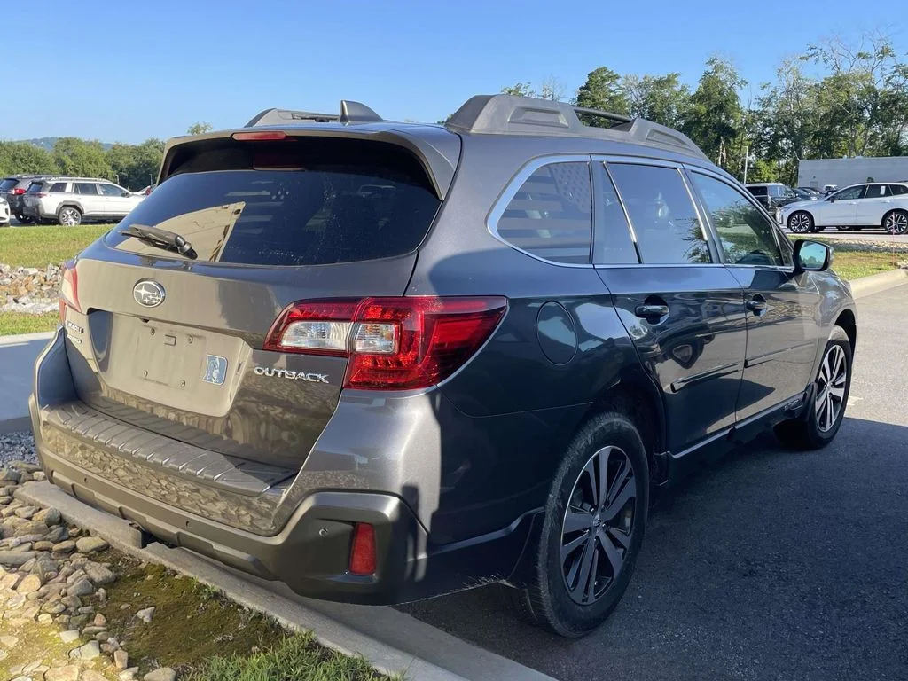 Used 2019 Magnetite Gray Metallic Subaru Limited image 4