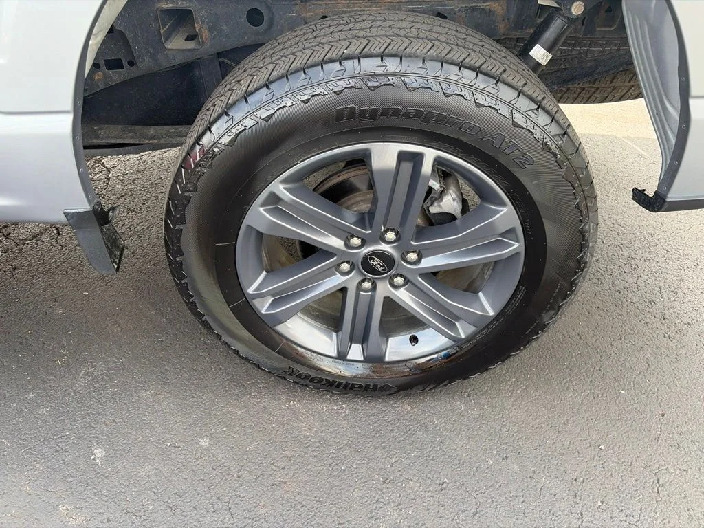 Used 2021 Silver Ford XLT image 13
