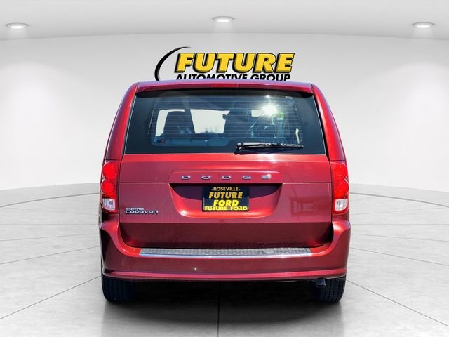 Used 2015 Red Dodge AVP image 5