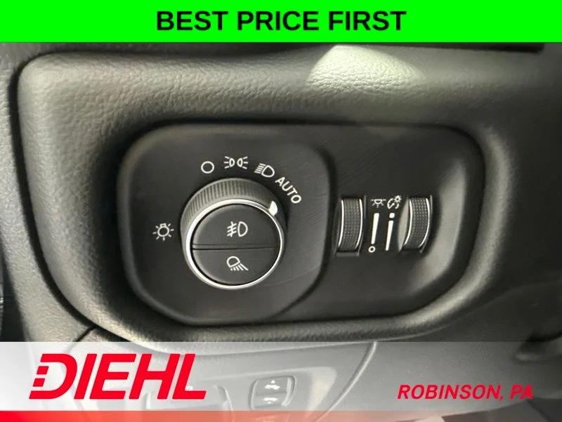New 2026 Serrano Green Metallic RAM Big Horn/Lone Star image 22