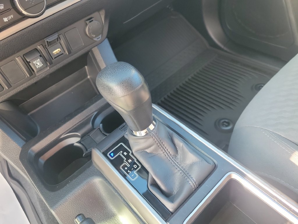 Used 2023 Silver Toyota SR5 image 28