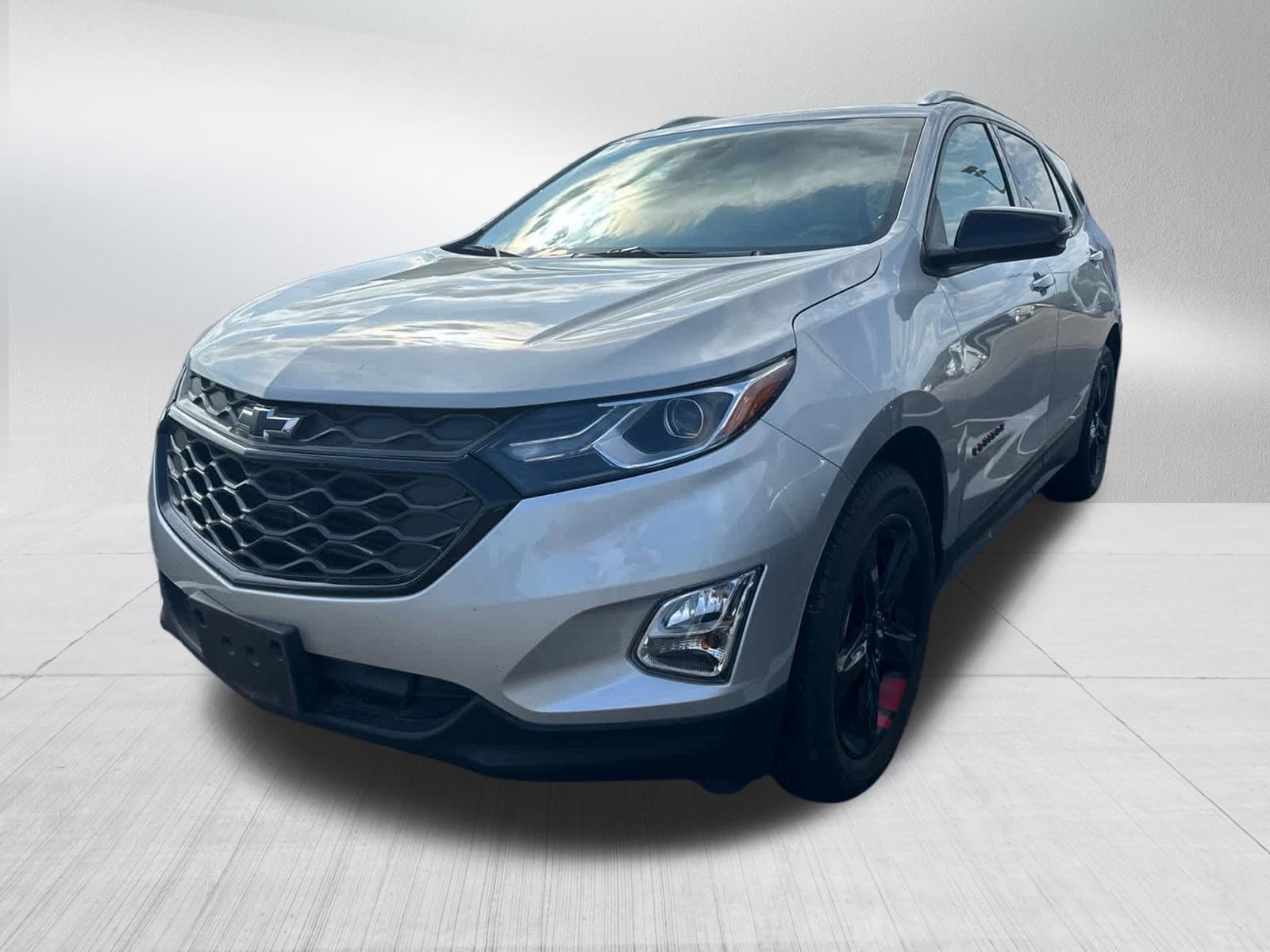 Used 2021 SILVER ICE METALLIC Chevrolet Premier image 3