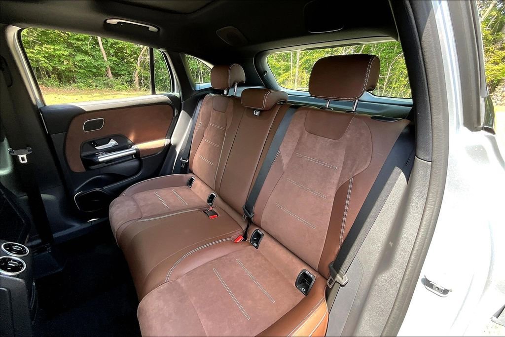 2026 Mercedes-Benz GLA AMG GLA 35 - Photo 24