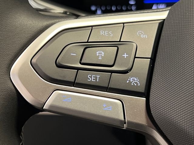 New 2026 White Volkswagen 1.5T SE image 13