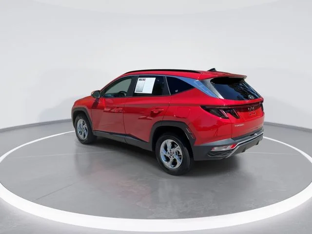 Used 2023 Red Hyundai SEL image 6