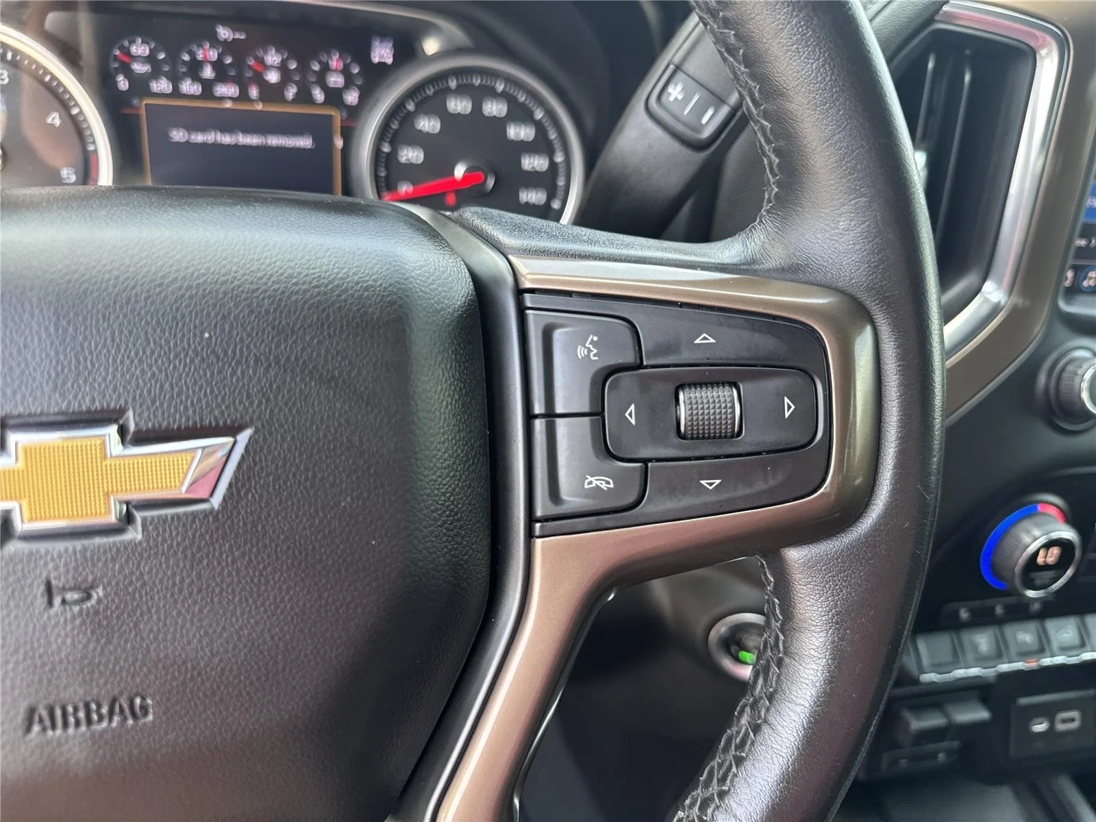 Used 2022 Black Chevrolet High Country image 24