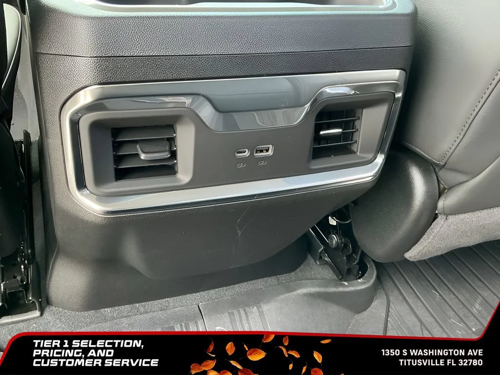 New 2026 Sterling Metallic GMC Elevation image 19