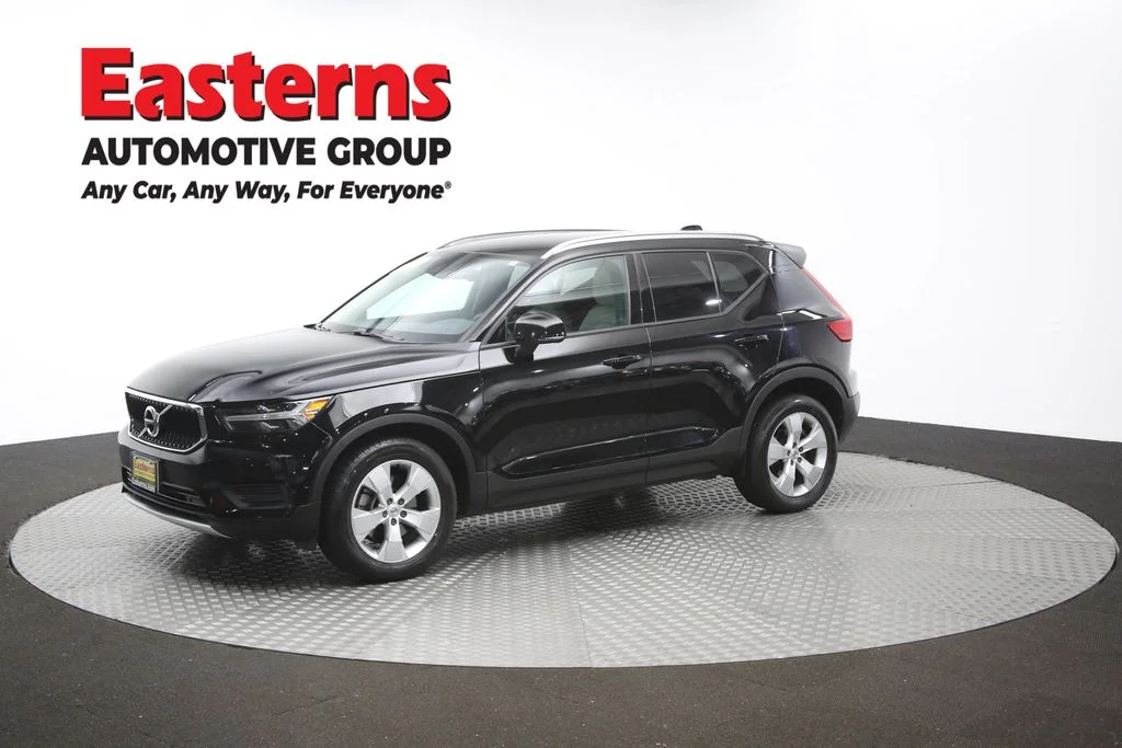 Used 2019 Black Volvo Momentum image 55