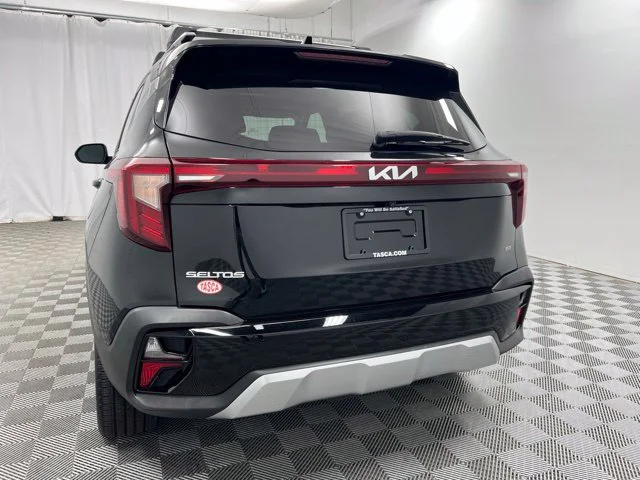 Used 2024 Black Kia SX image 8