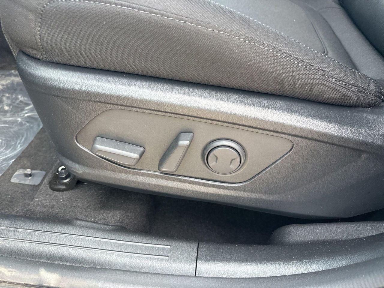 New 2026 Green Hyundai SEL AWD image 71