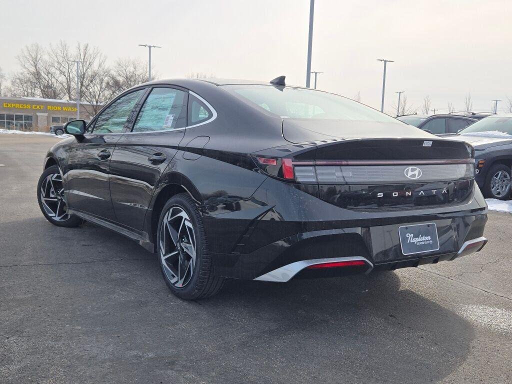 New 2026 Black Hyundai SEL Sport image 15
