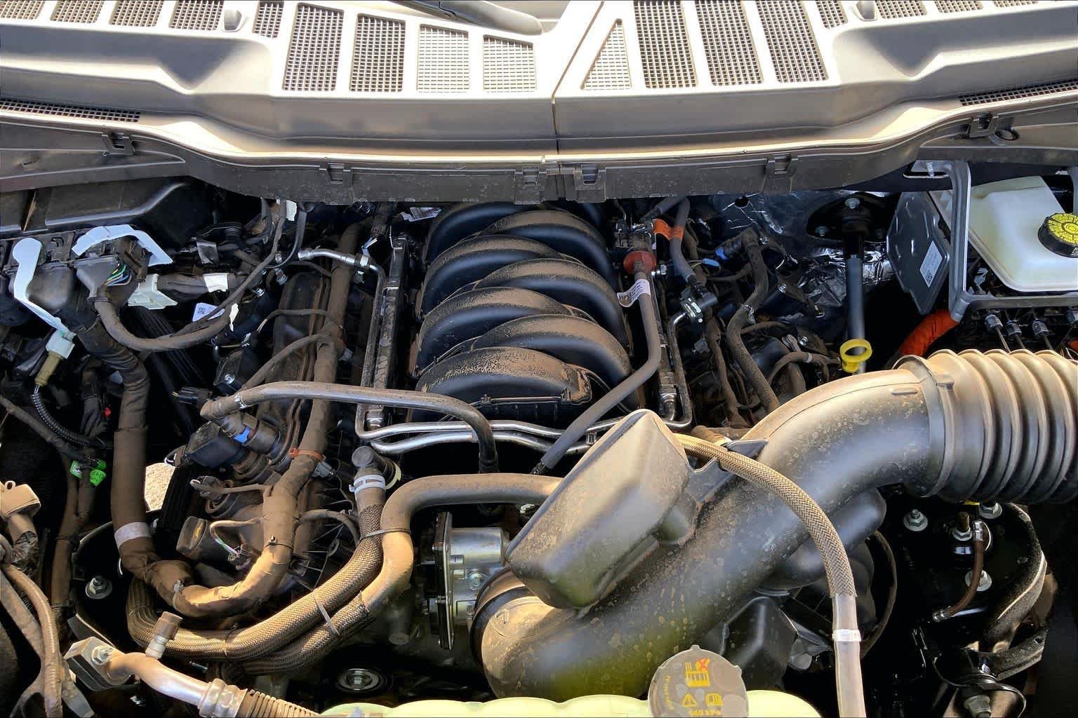 New 2026 Carbonized Gray Metallic Ford XLT image 17