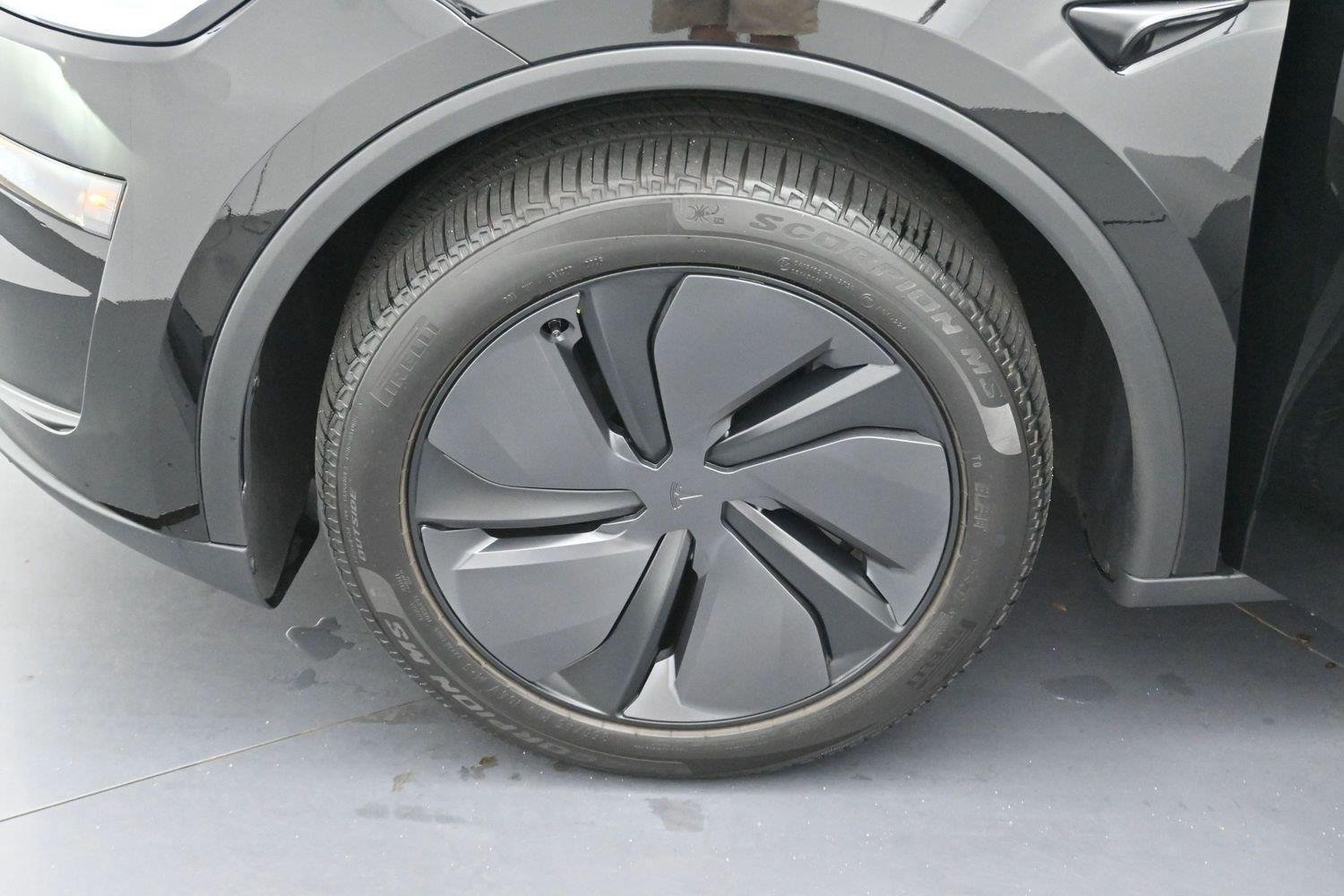 Used 2026 Diamond Black Tesla Long Range image 28