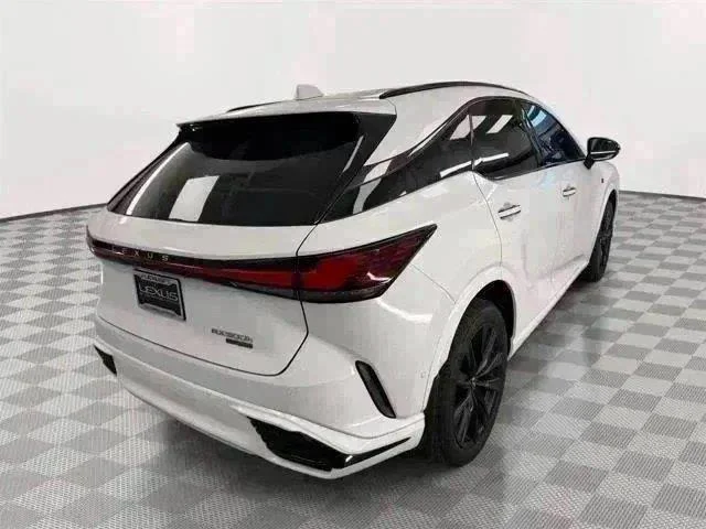 2023 Lexus RX Hybrid 500h - Photo 34