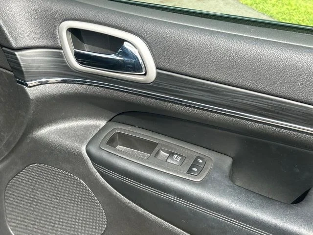 Used 2021 Blue Jeep Limited image 37